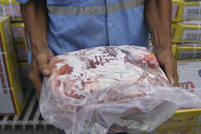 Kemendag Pastikan tidak Ada Keterlambatan Impor Daging Sapi
