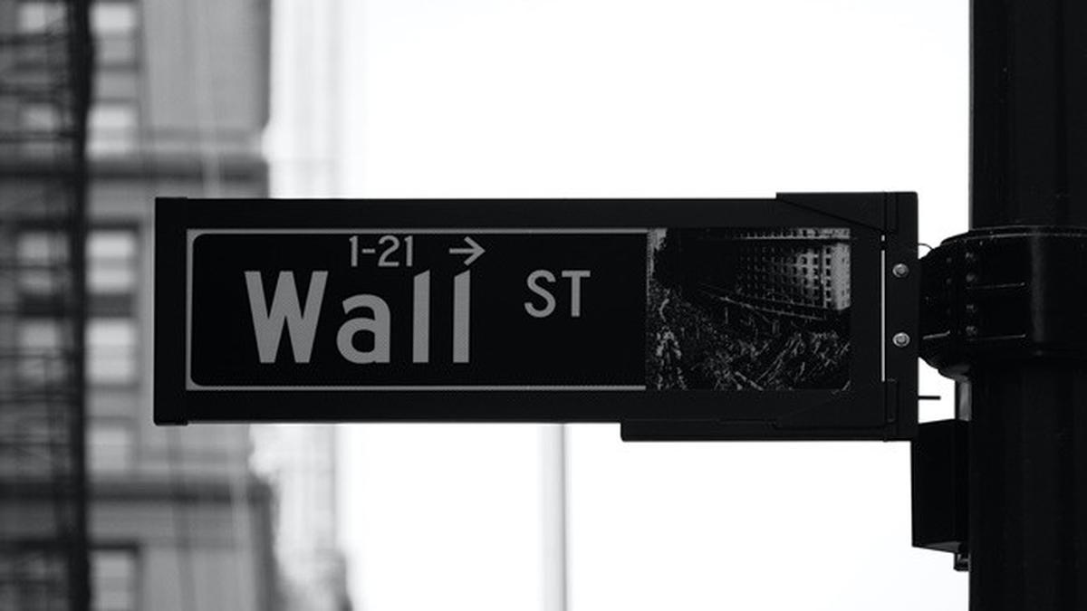 Wall Street Cetak Rekor Baru, Dow Jones Tembus 40.000