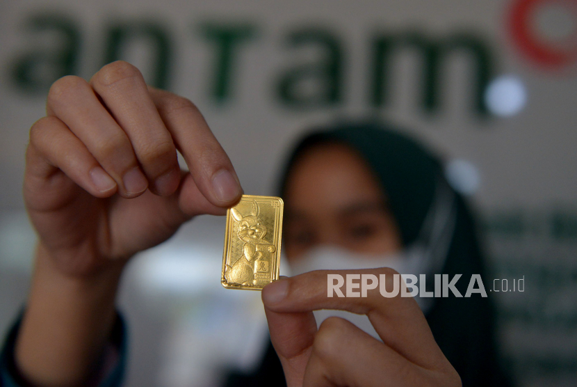 Harga Emas Antam Kembali Naik Tipis Jadi Rp 1,330 Juta per Gram